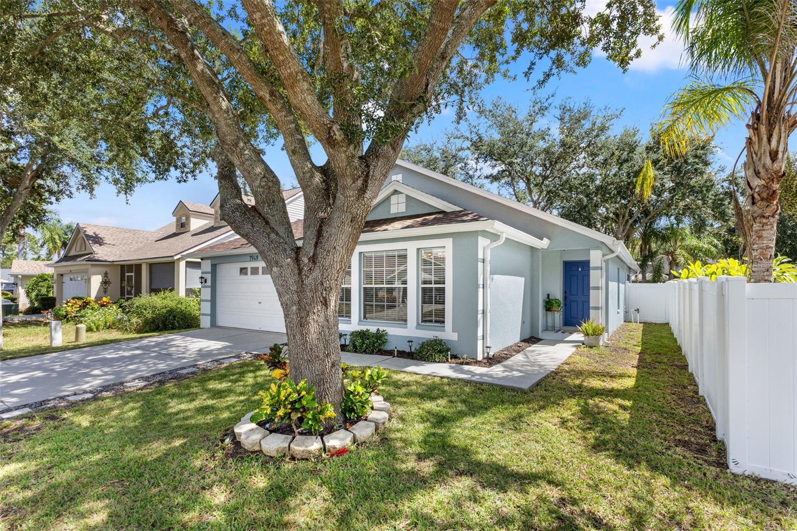 7949 FLORADORA DR