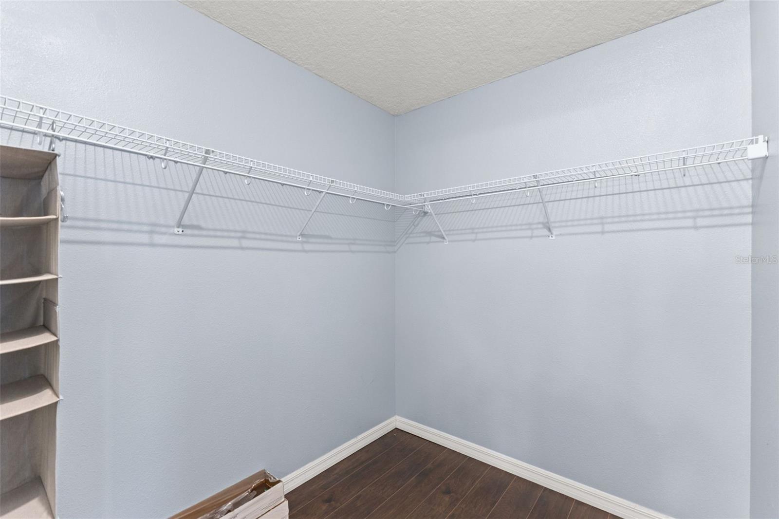 7949 FLORADORA DR