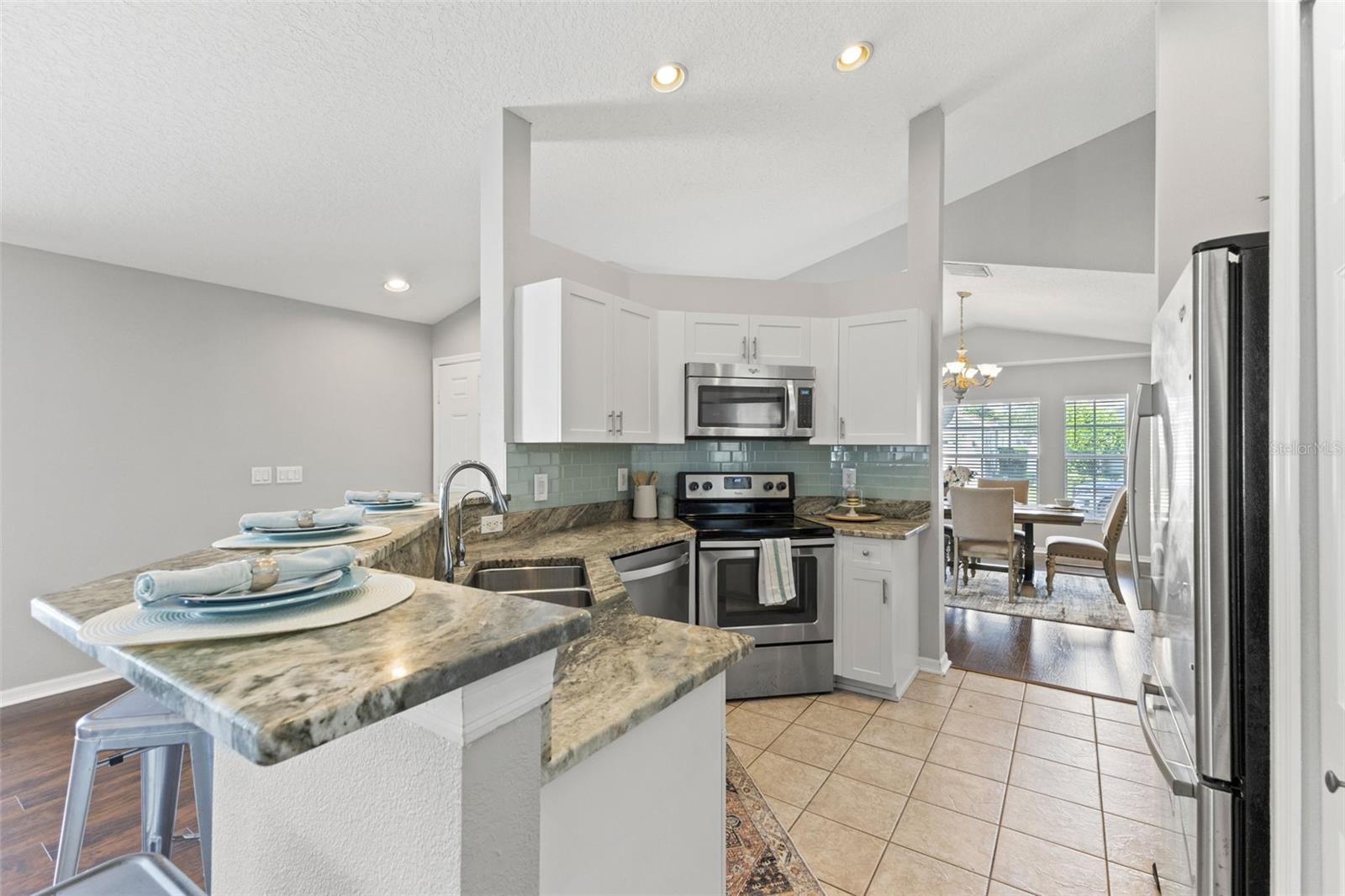 7949 FLORADORA DR