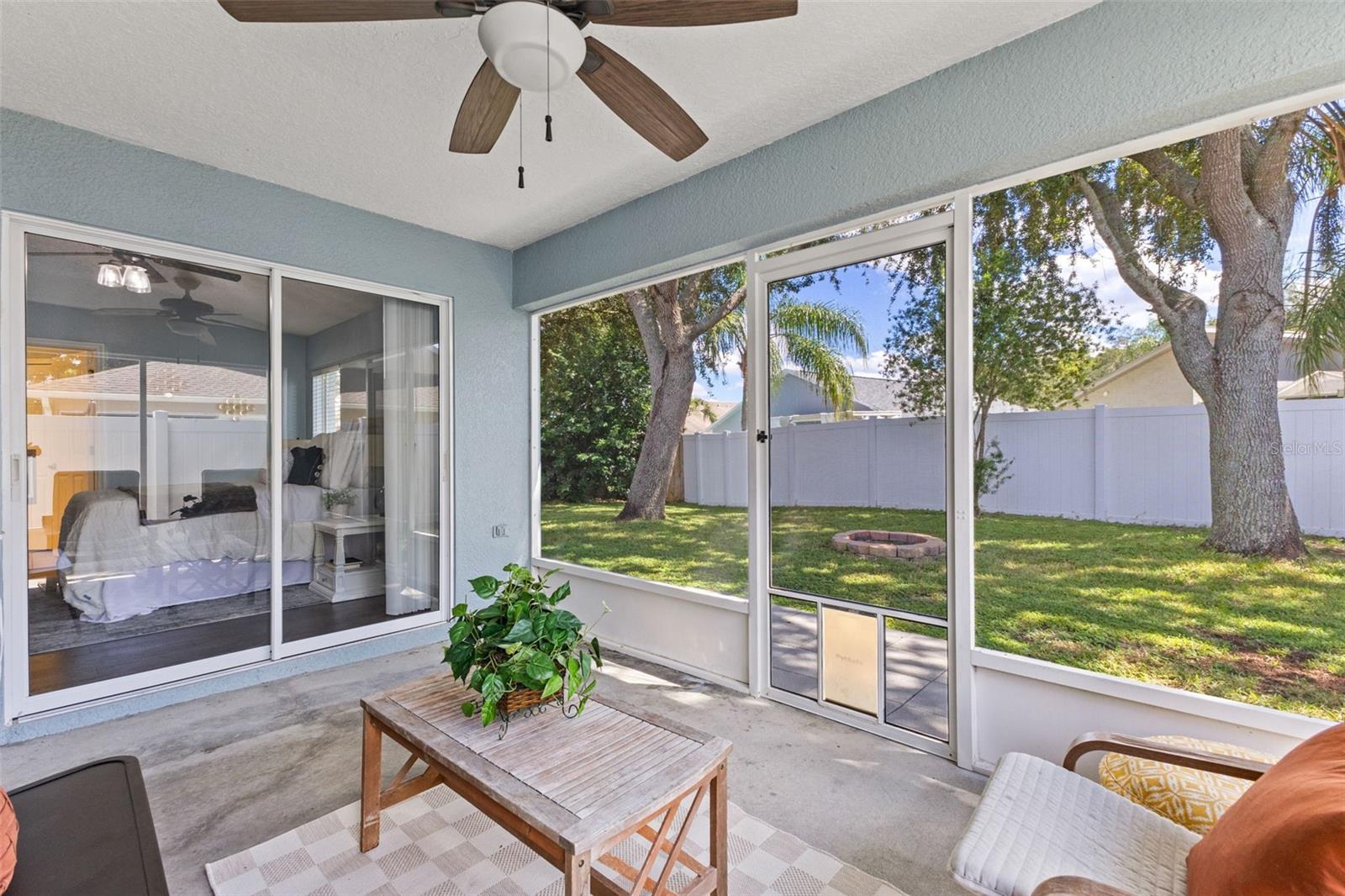 7949 FLORADORA DR