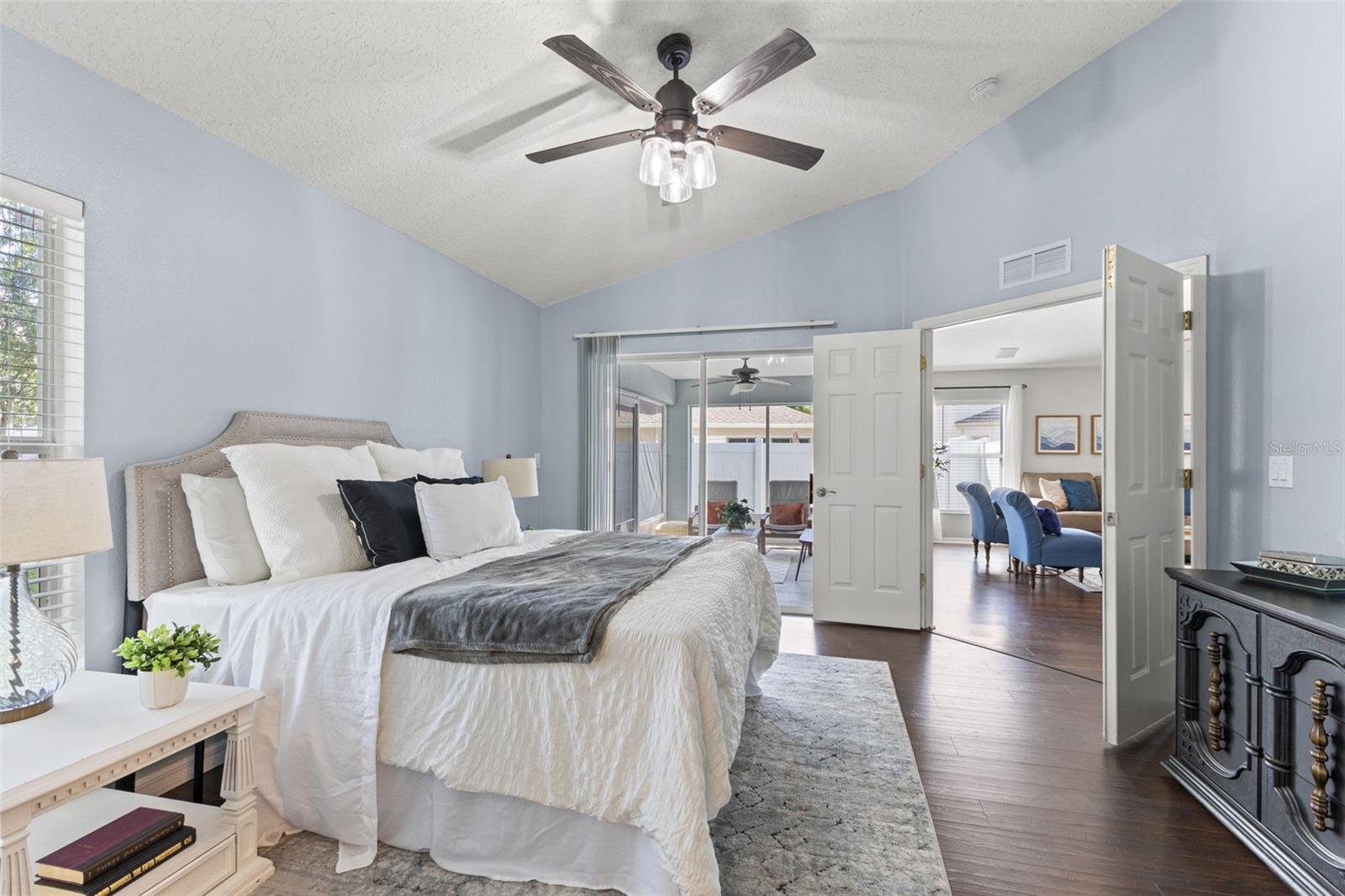 7949 FLORADORA DR