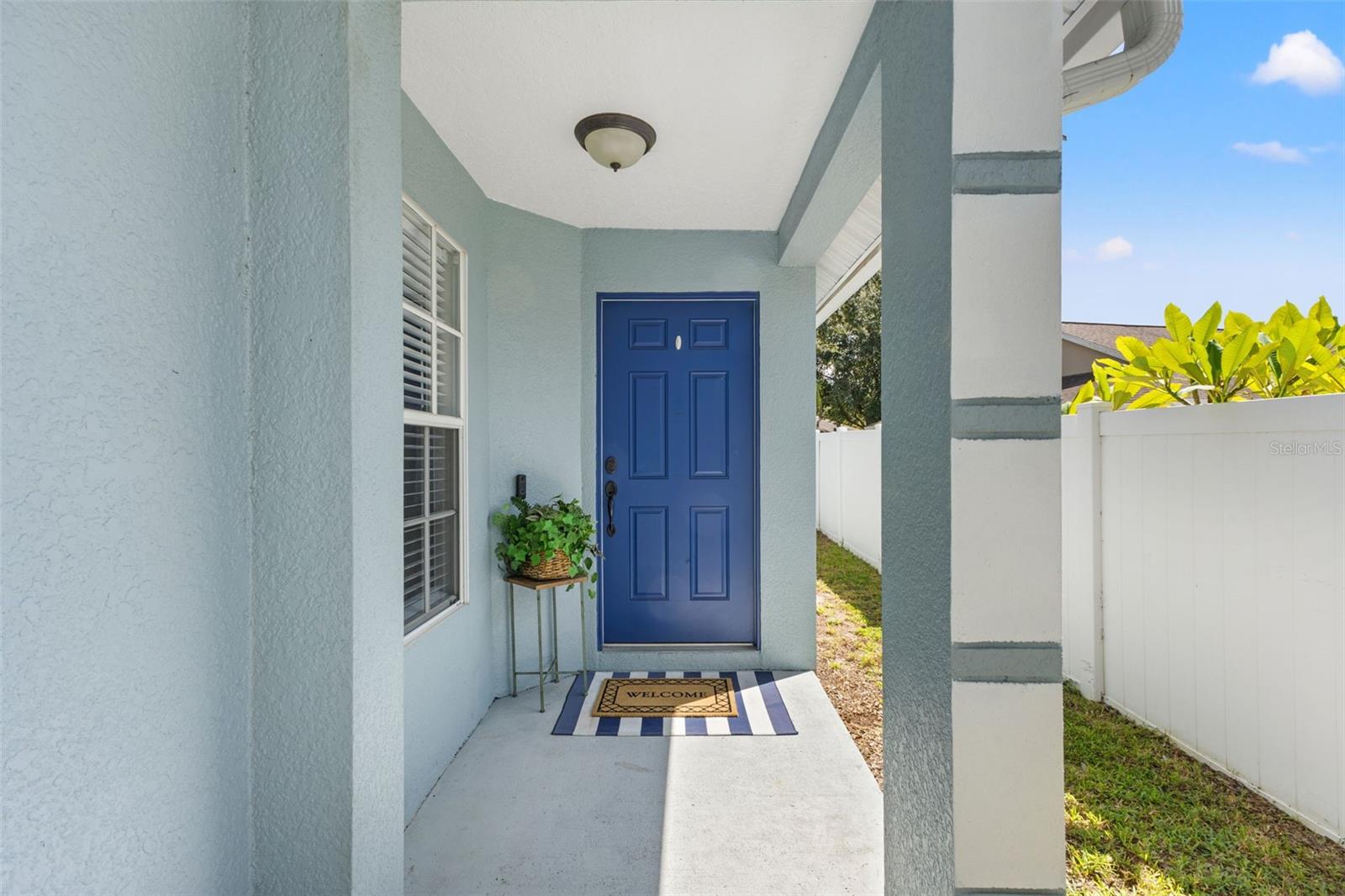7949 FLORADORA DR