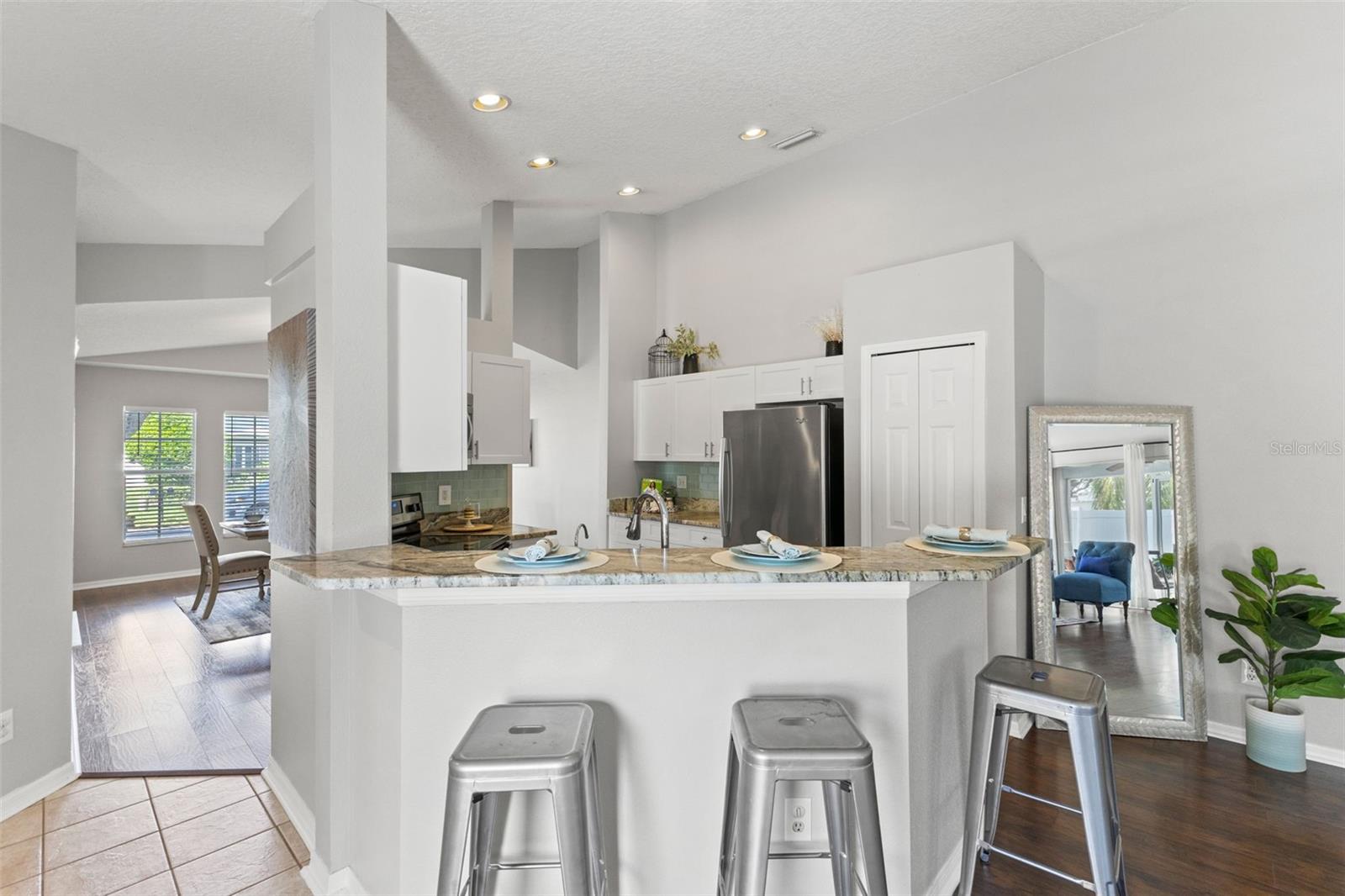 7949 FLORADORA DR