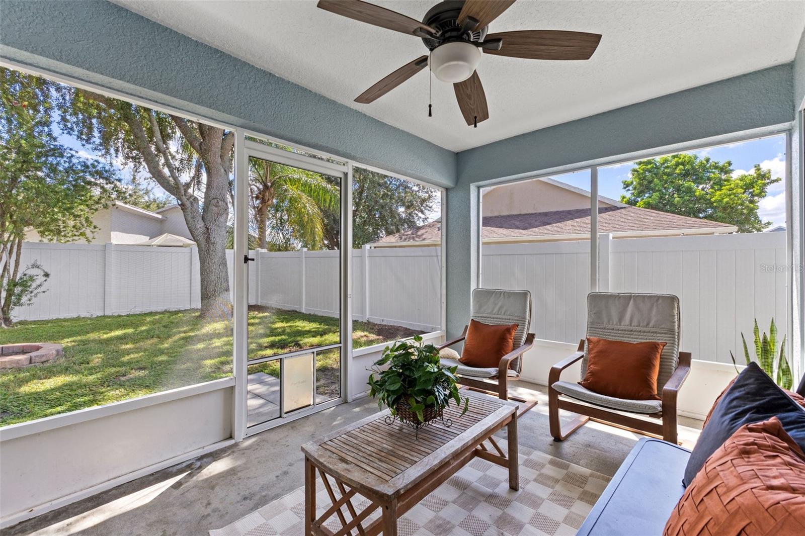 7949 FLORADORA DR