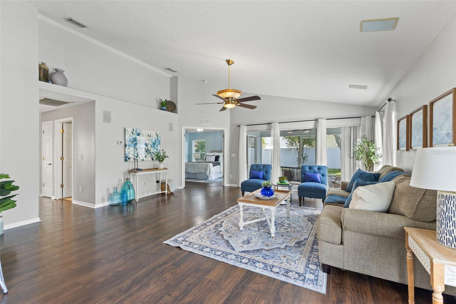 7949 FLORADORA DR