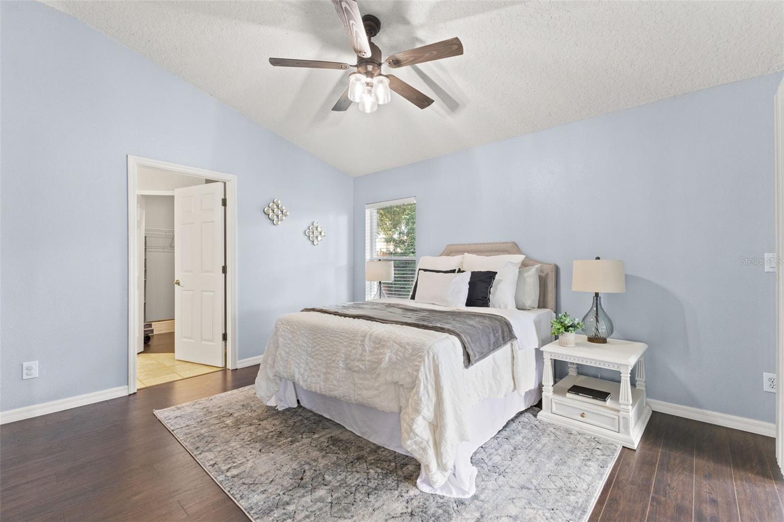 7949 FLORADORA DR