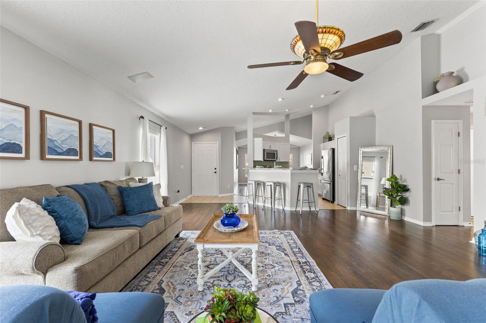 7949 FLORADORA DR