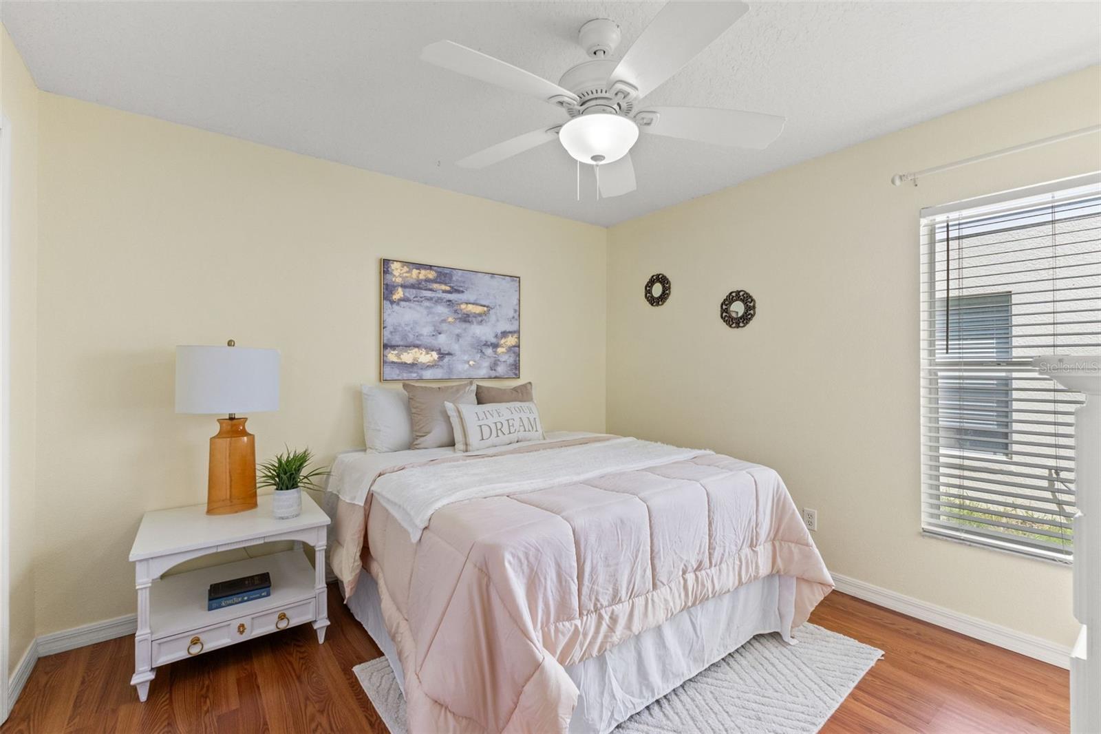 7949 FLORADORA DR