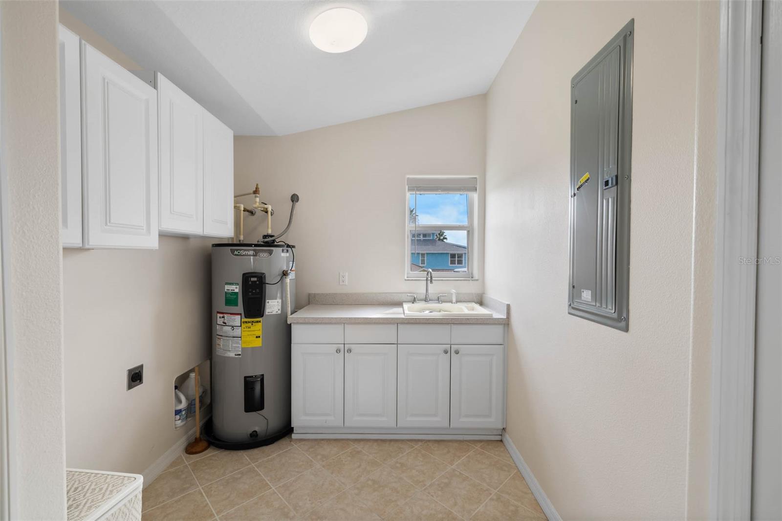 4187 DIAZ CT