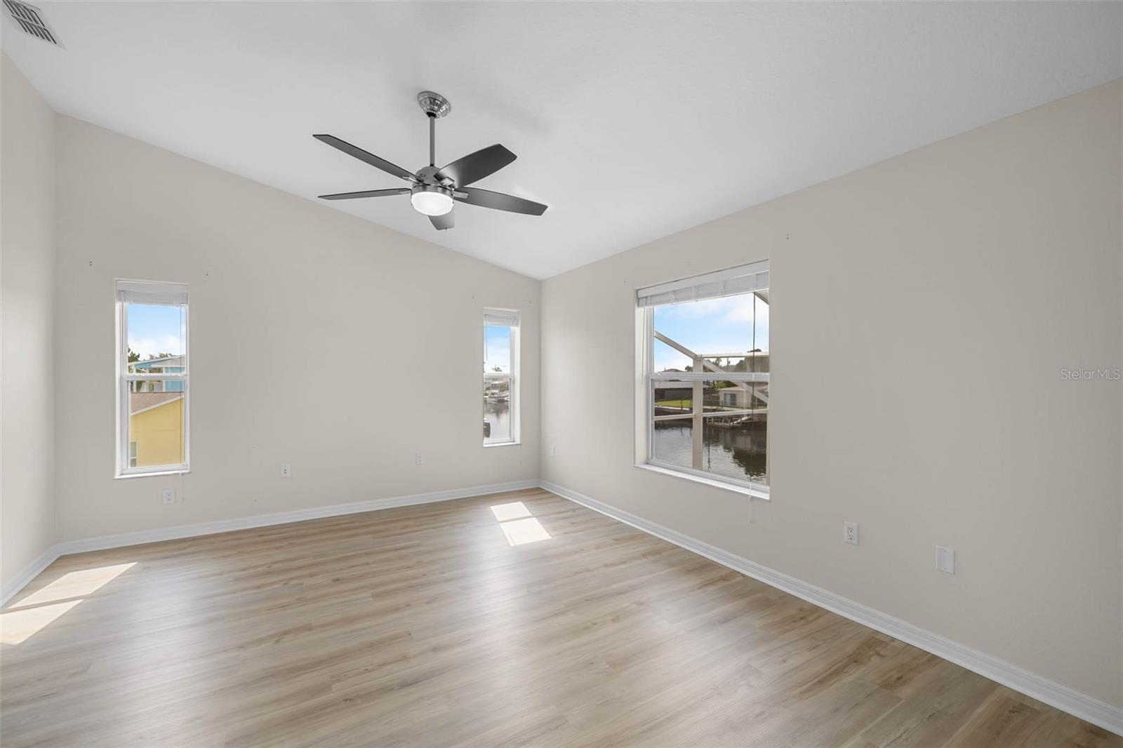 4187 DIAZ CT
