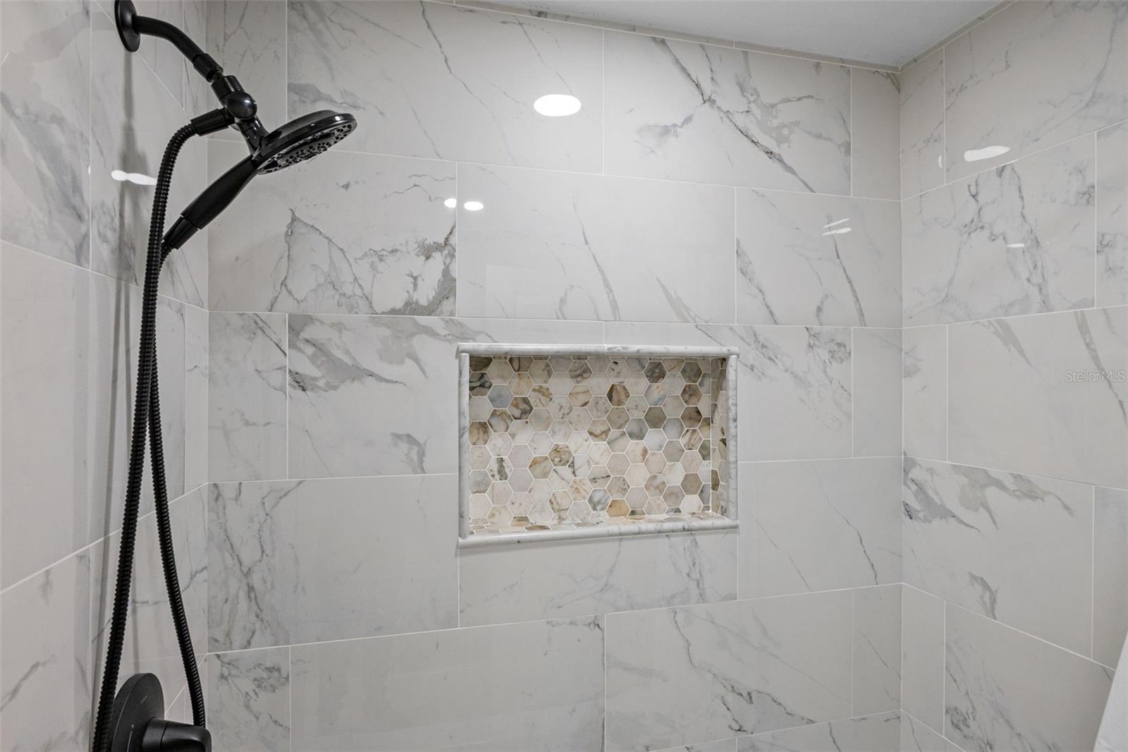 17504 THOMAS BLVD