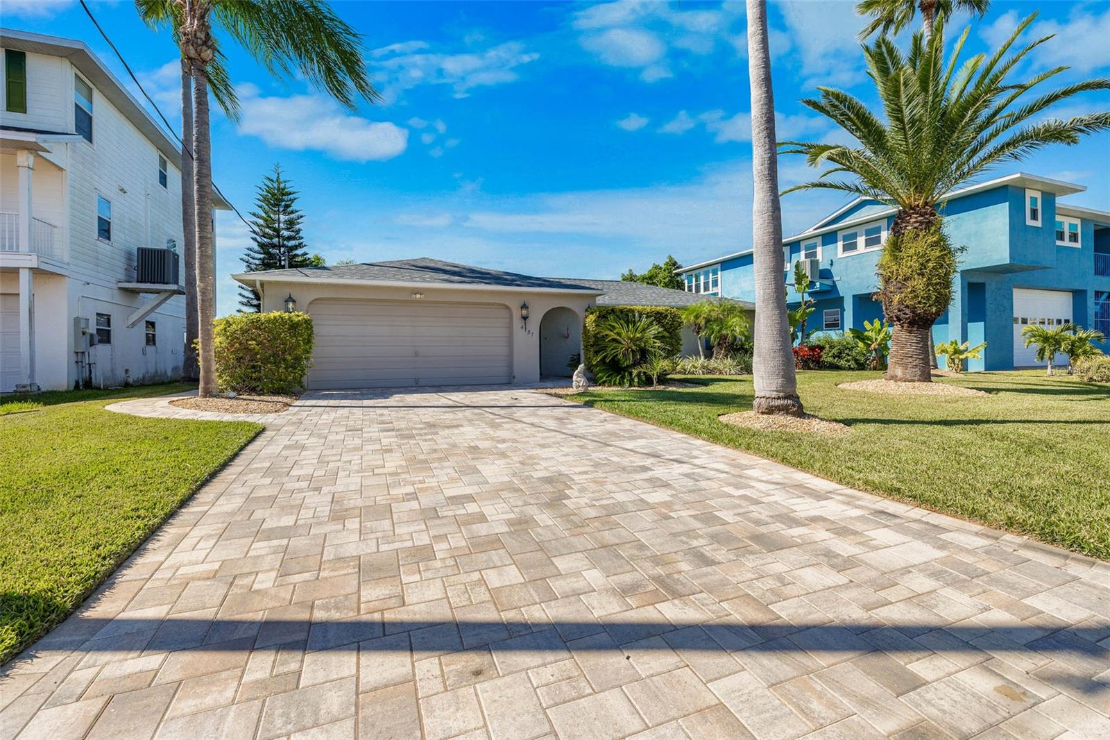 4151 CAMELIA DR
