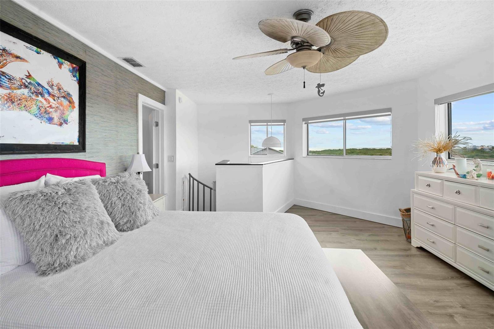 3460 CRAPE MYRTLE DR