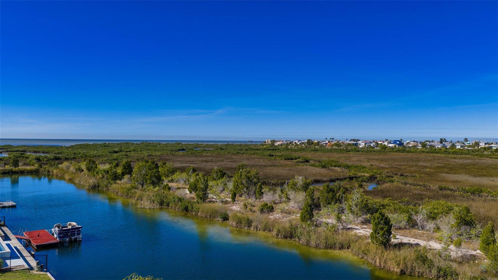 3460 CRAPE MYRTLE DR