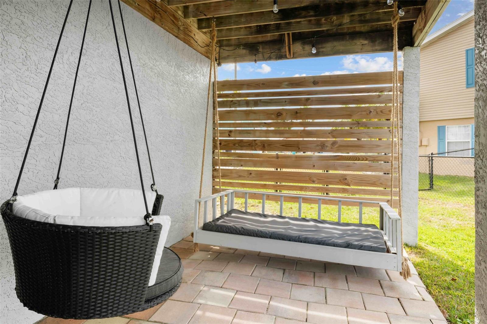 3460 CRAPE MYRTLE DR