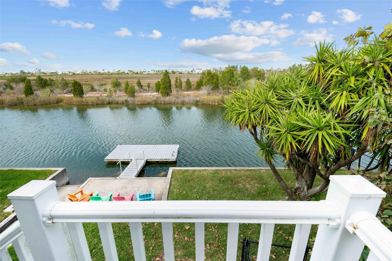 3460 CRAPE MYRTLE DR