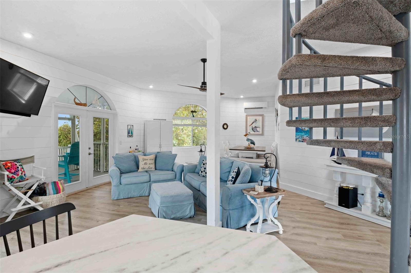 3460 CRAPE MYRTLE DR