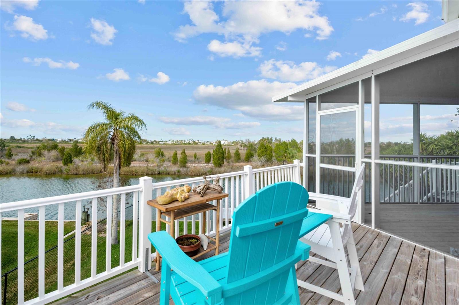 3460 CRAPE MYRTLE DR