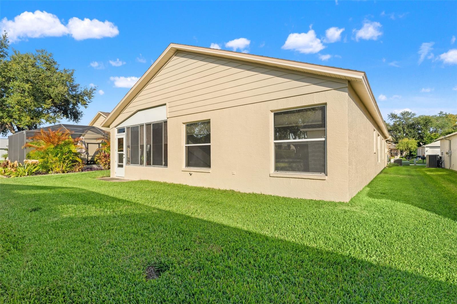 18041 WEBSTER GROVE DR