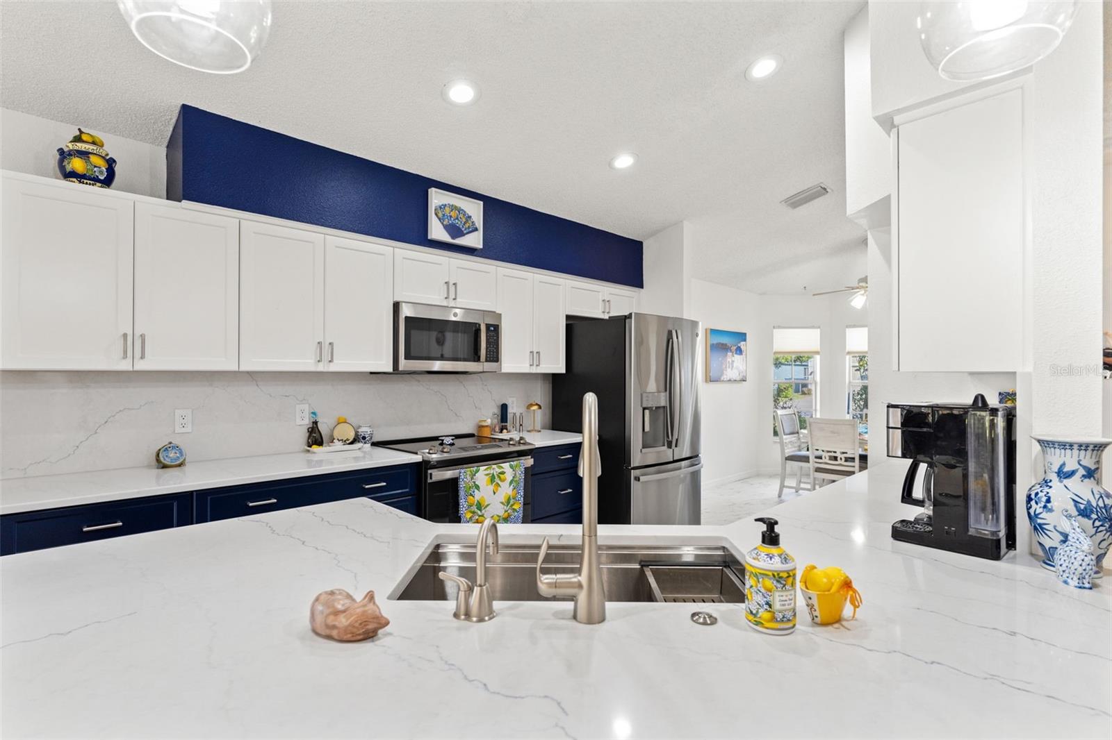 18041 WEBSTER GROVE DR