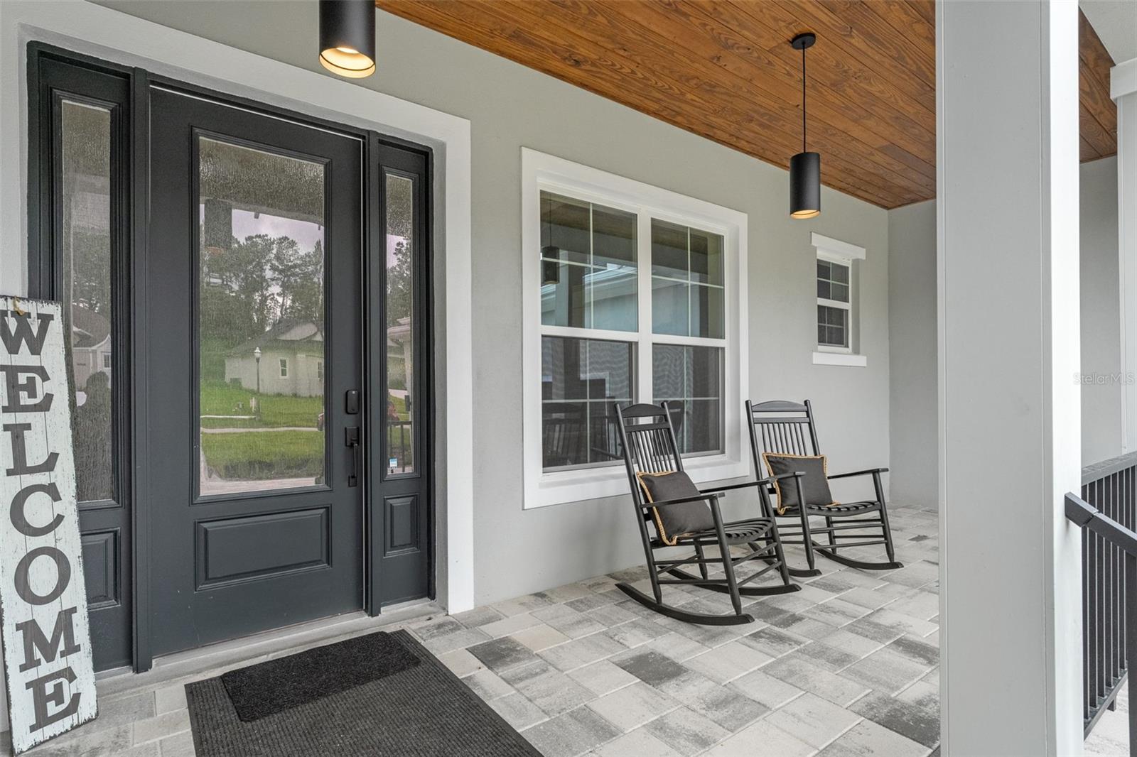 4522 MAJESTIC HILLS LOOP