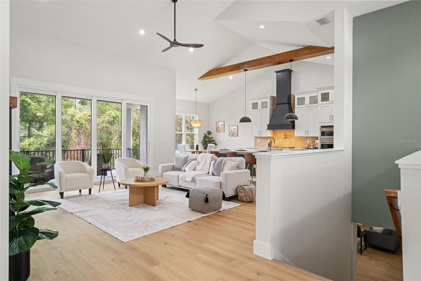 4522 MAJESTIC HILLS LOOP