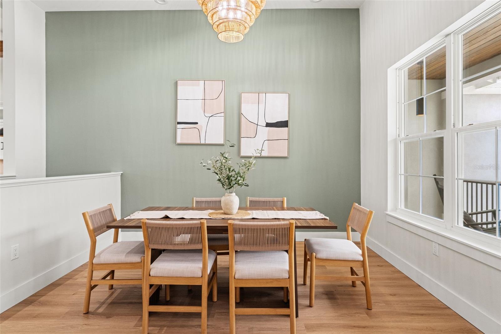 4522 MAJESTIC HILLS LOOP