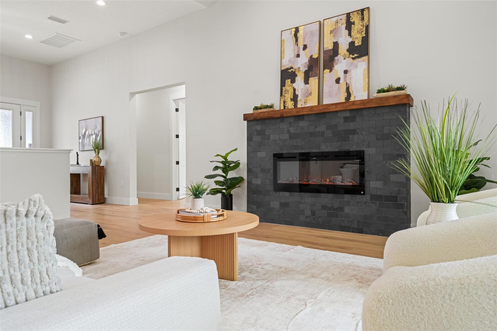 4522 MAJESTIC HILLS LOOP