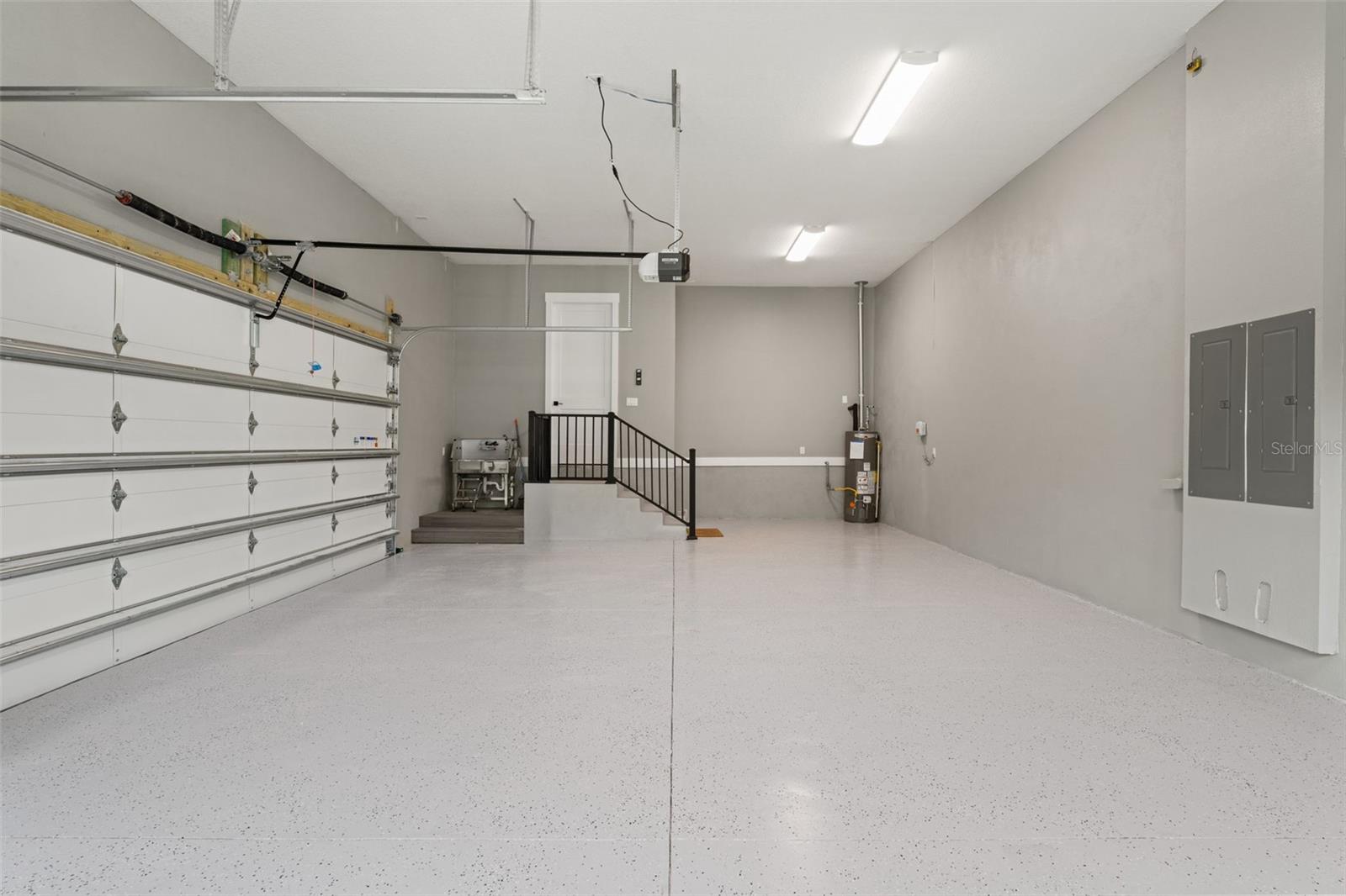 4522 MAJESTIC HILLS LOOP