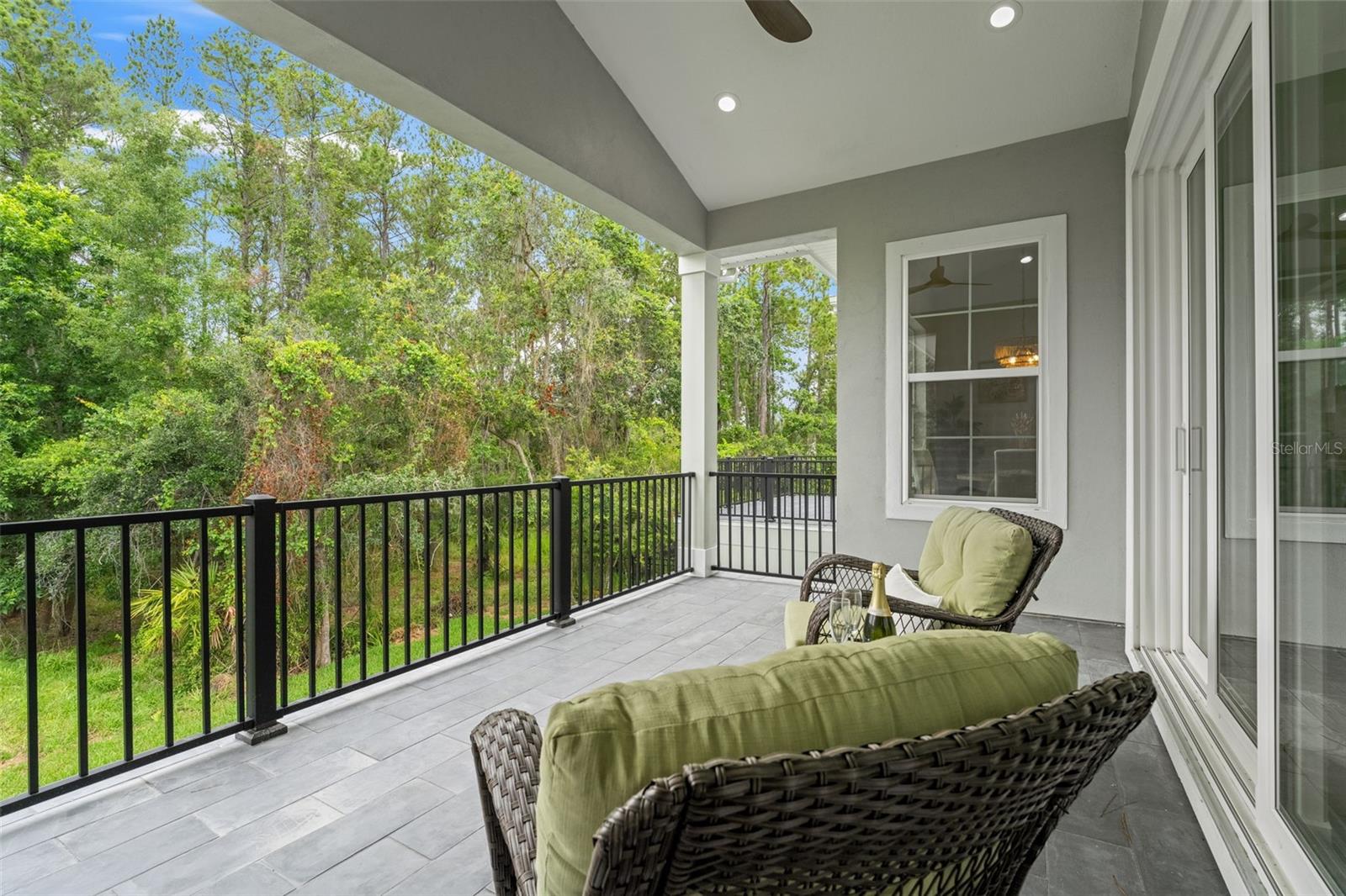 4522 MAJESTIC HILLS LOOP