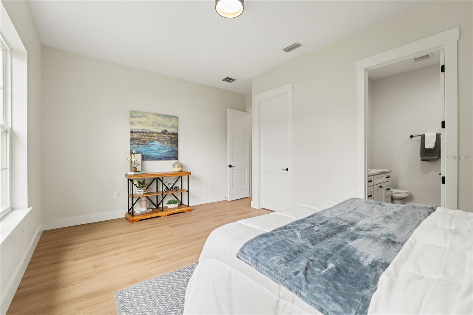 4522 MAJESTIC HILLS LOOP