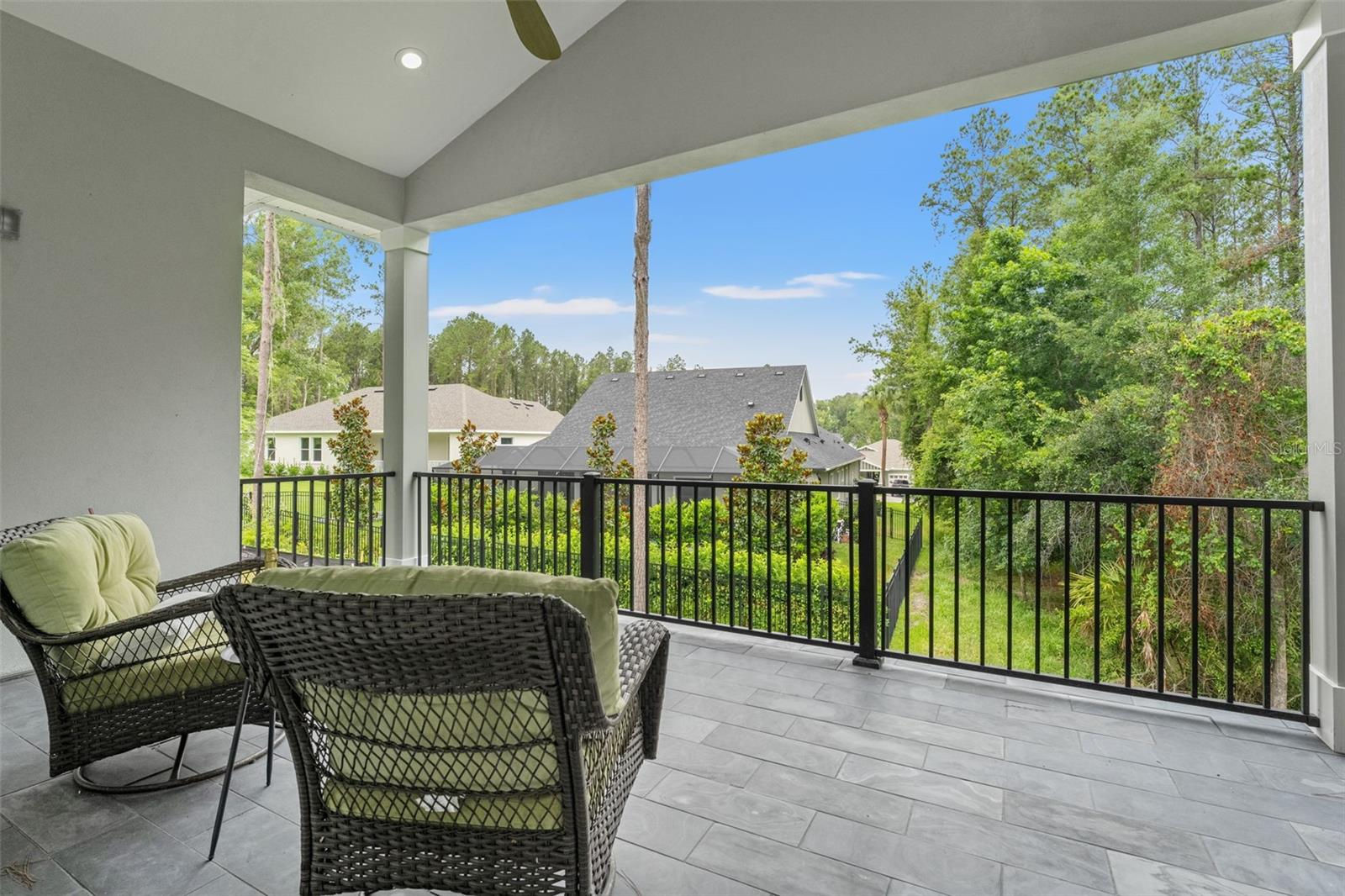 4522 MAJESTIC HILLS LOOP