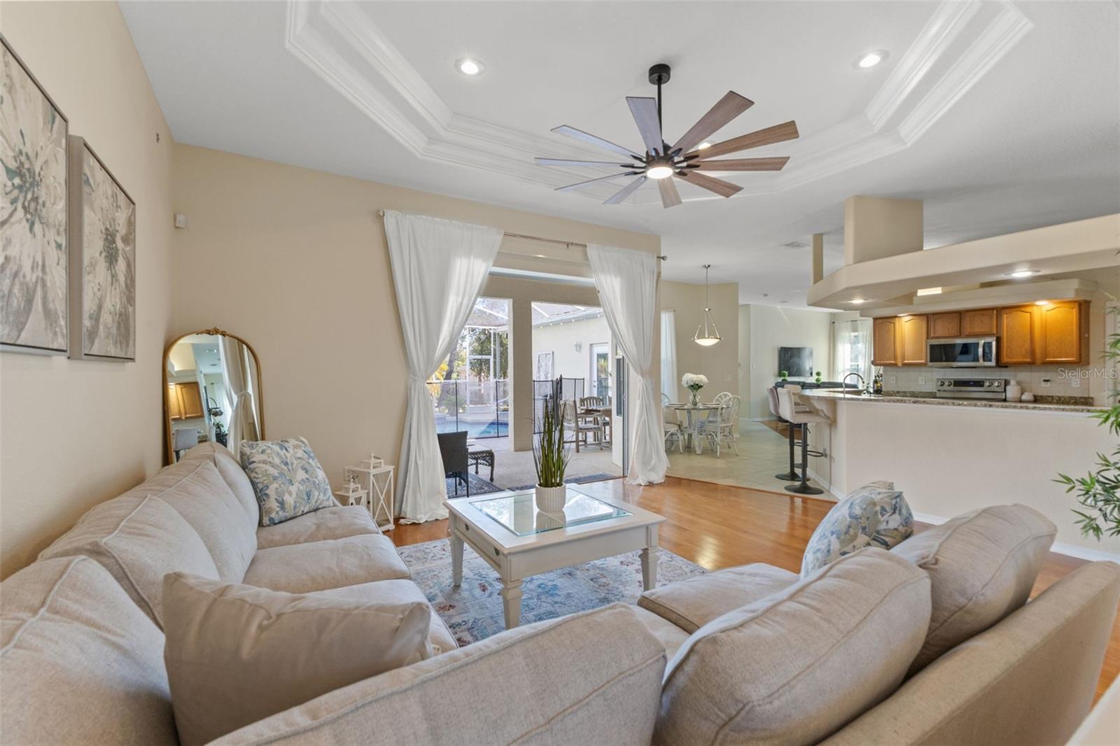 14071 LINDEN DR