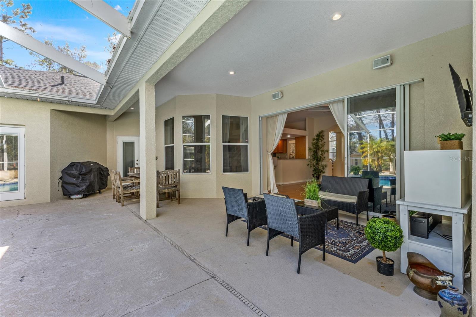14071 LINDEN DR