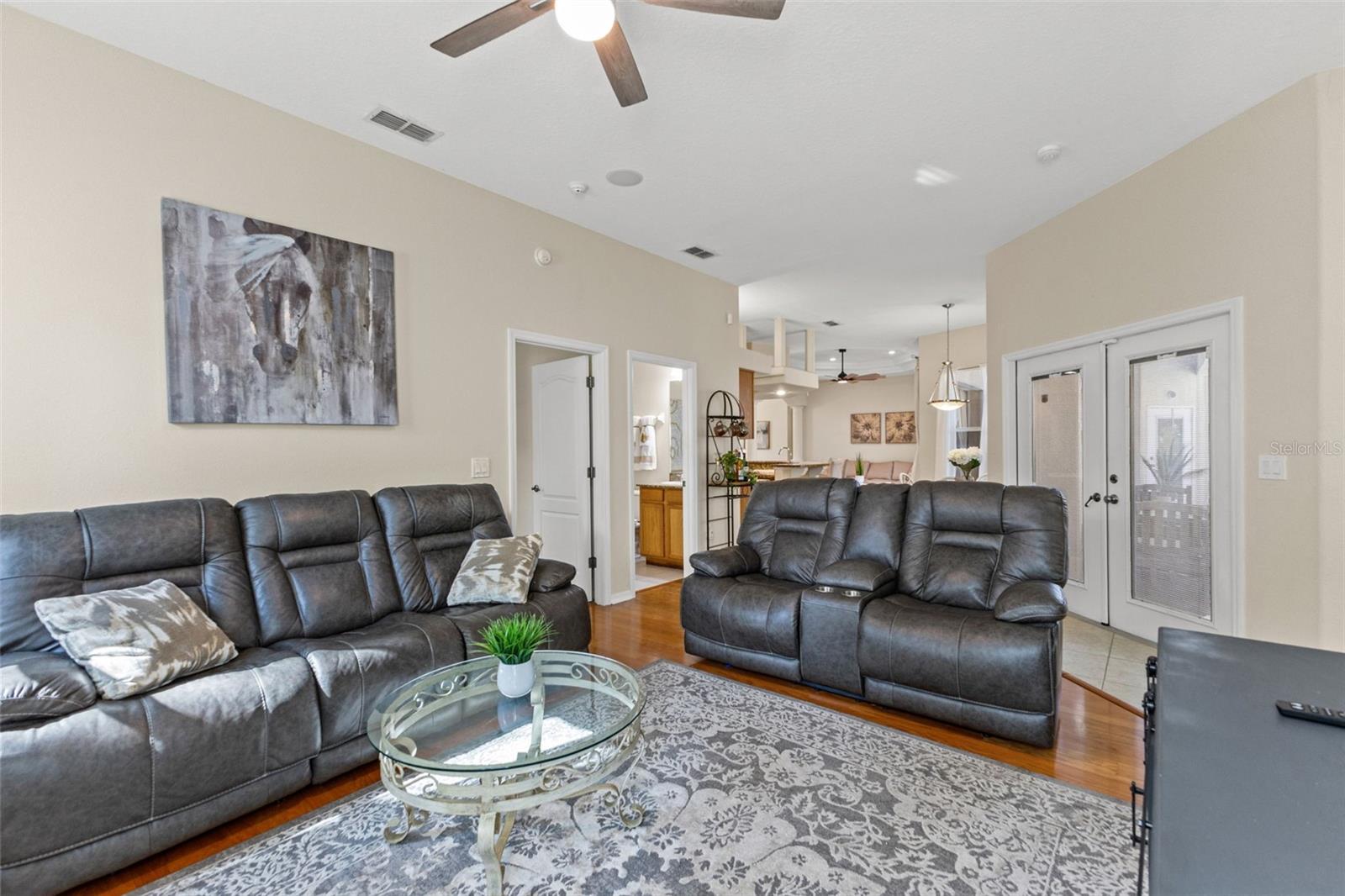 14071 LINDEN DR