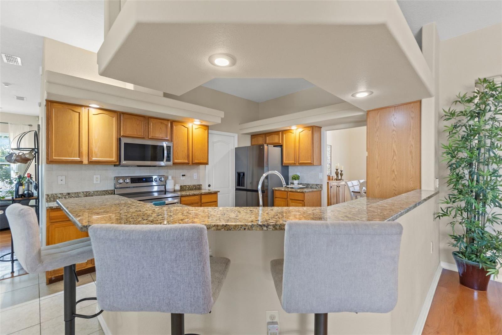 14071 LINDEN DR