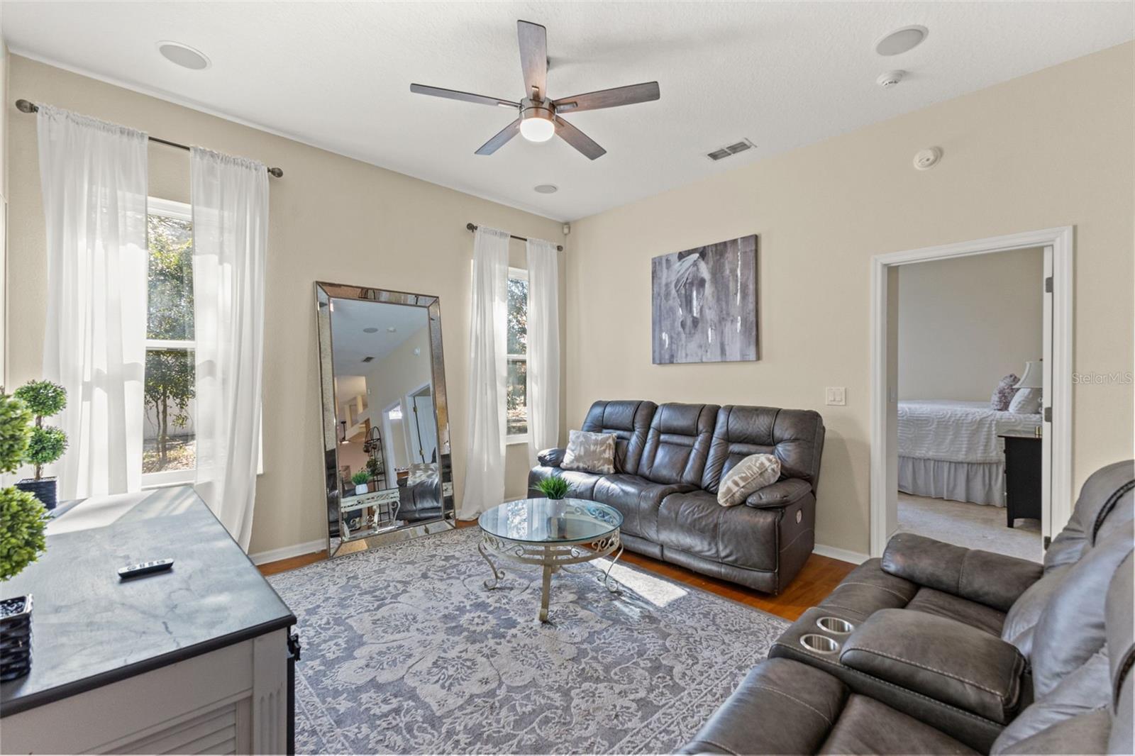 14071 LINDEN DR