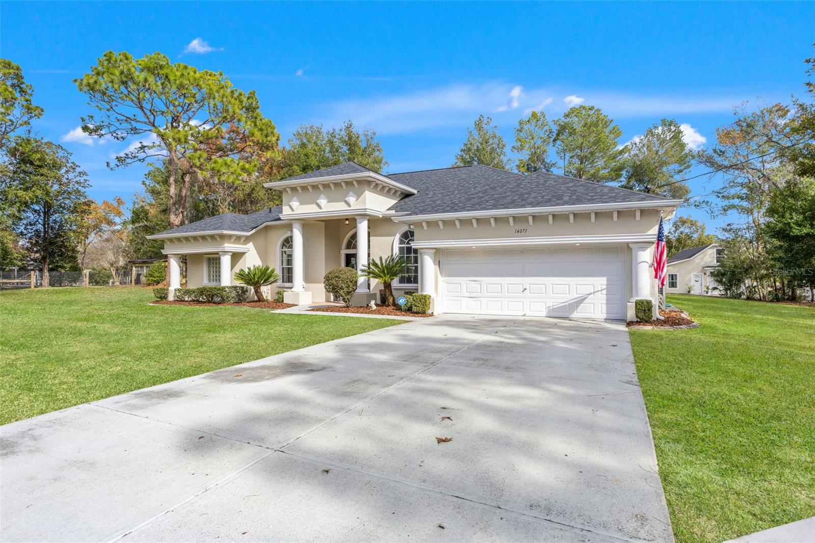 14071 LINDEN DR
