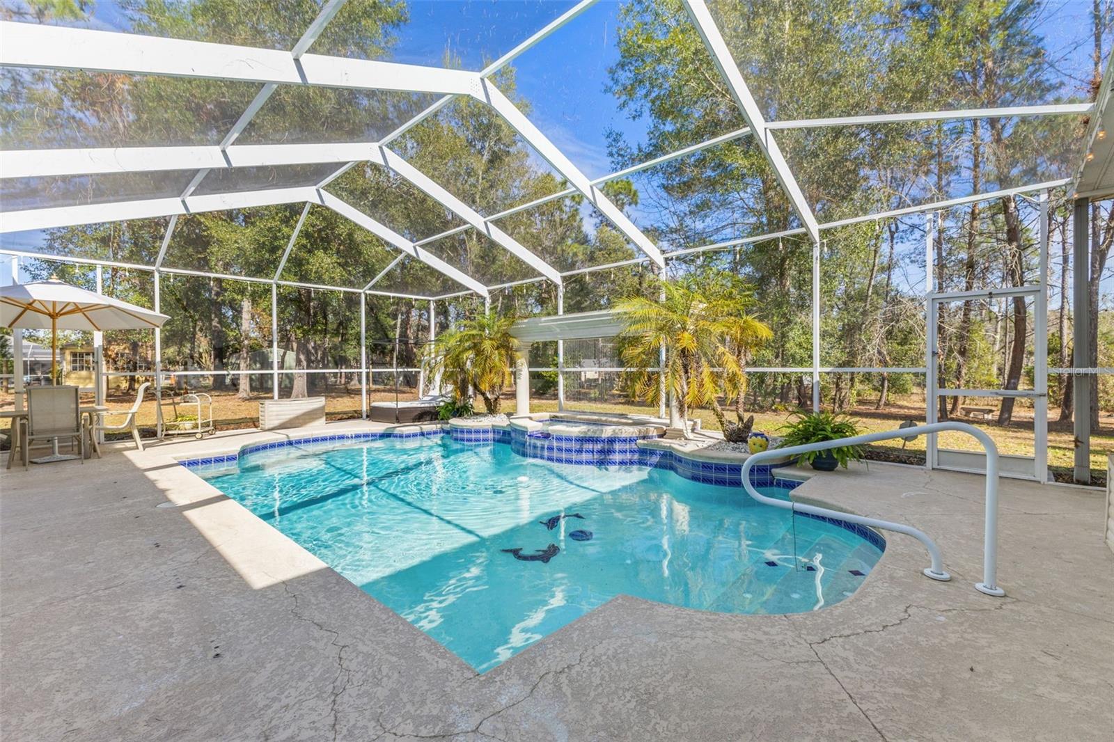 14071 LINDEN DR
