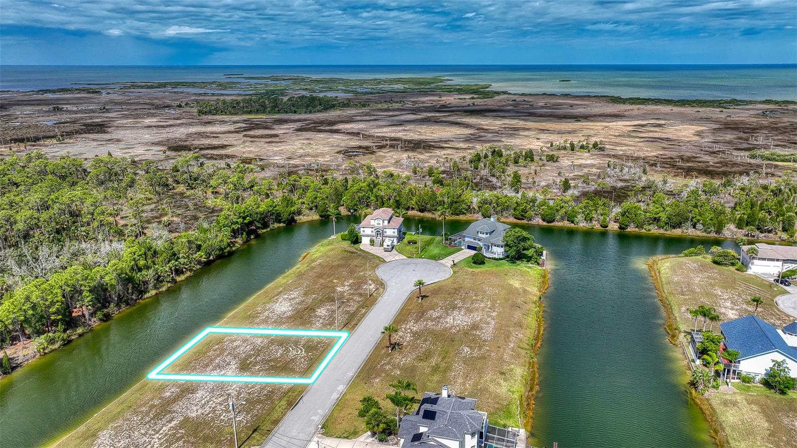 3376 PALOMETA DR