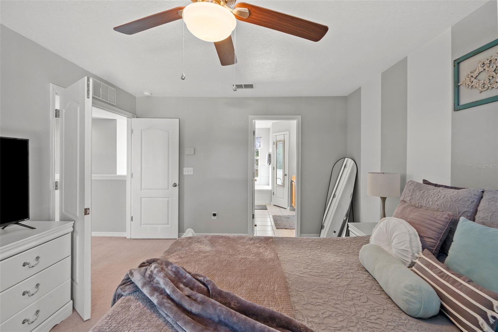 8540 SOUTHERN CHARM CIR