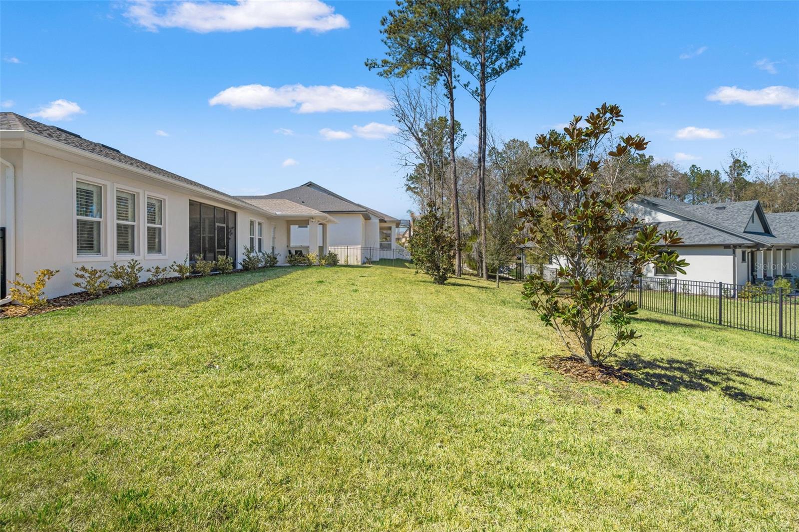 4698 HICKORY OAK DR