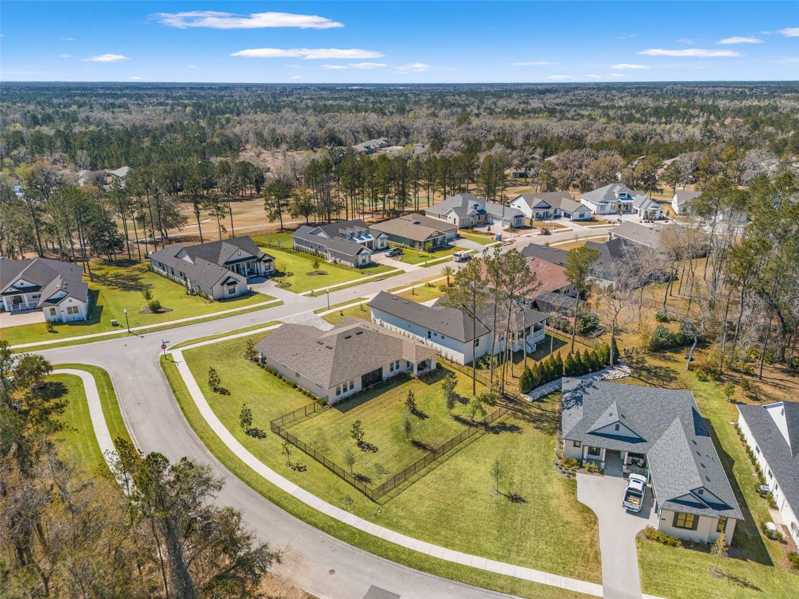 4698 HICKORY OAK DR