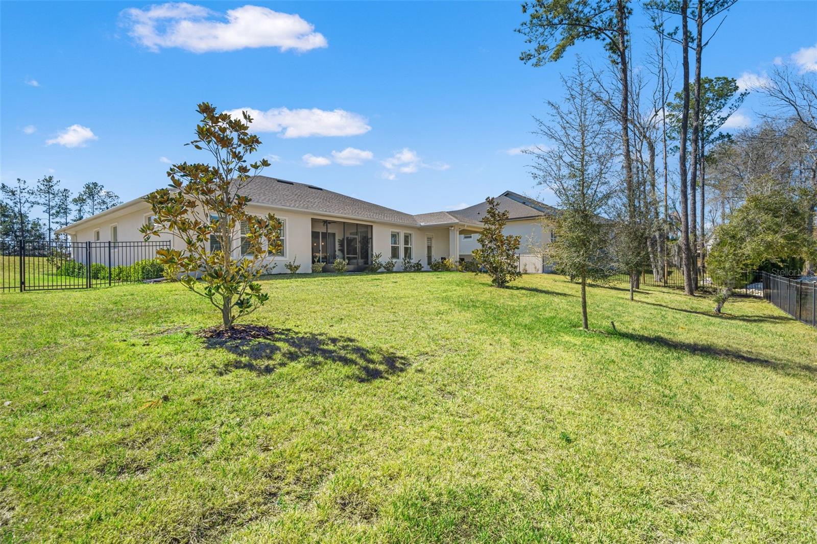4698 HICKORY OAK DR