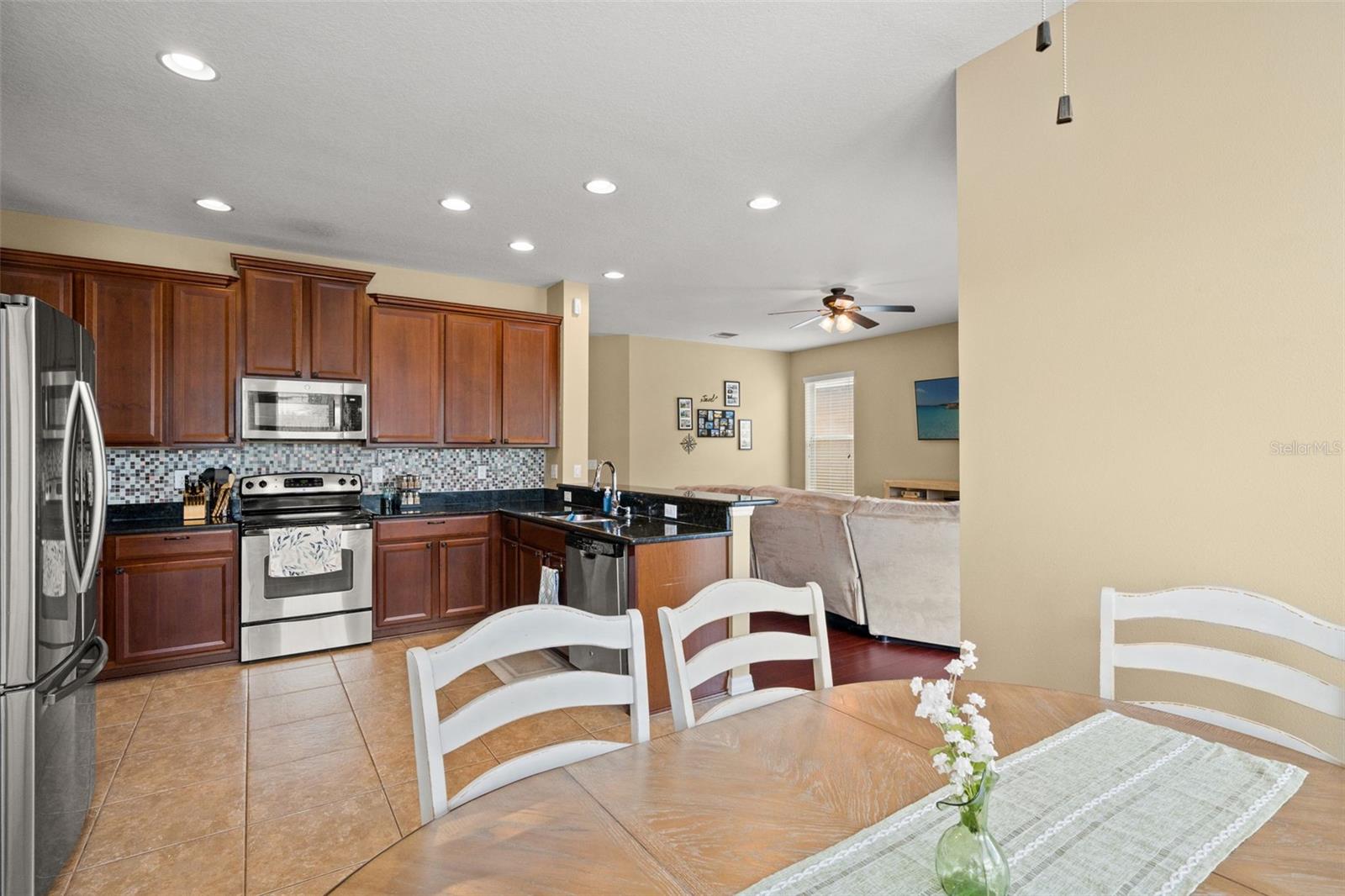 7506 FOREST MERE DR