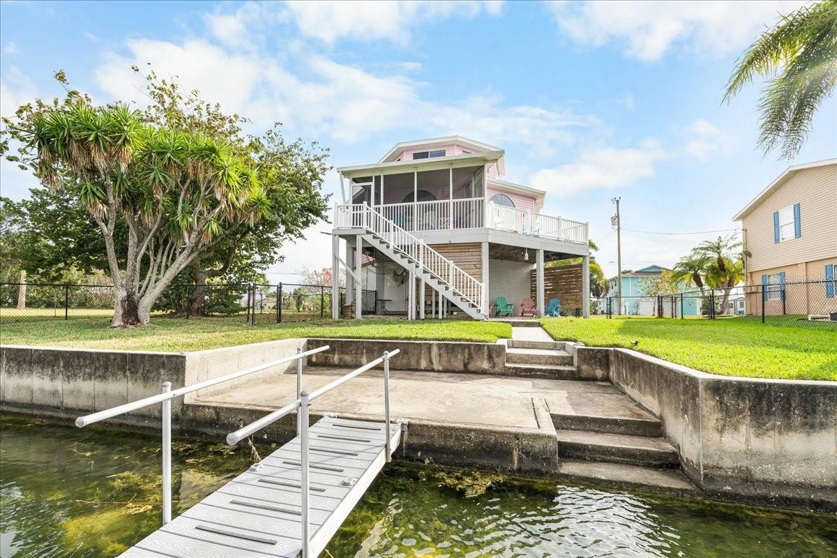 3460 CRAPE MYRTLE DR