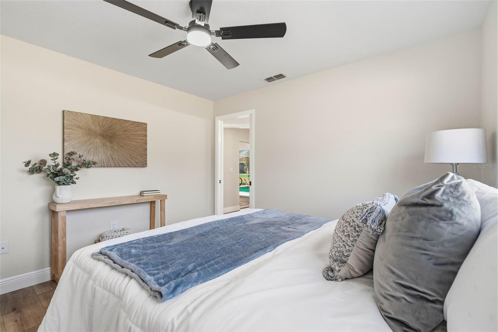 10185 SLEEPY WILLOW CT