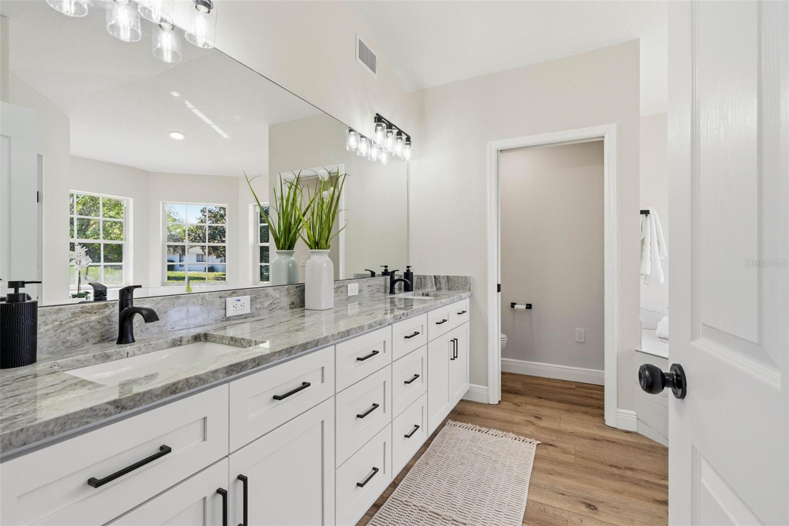 10185 SLEEPY WILLOW CT