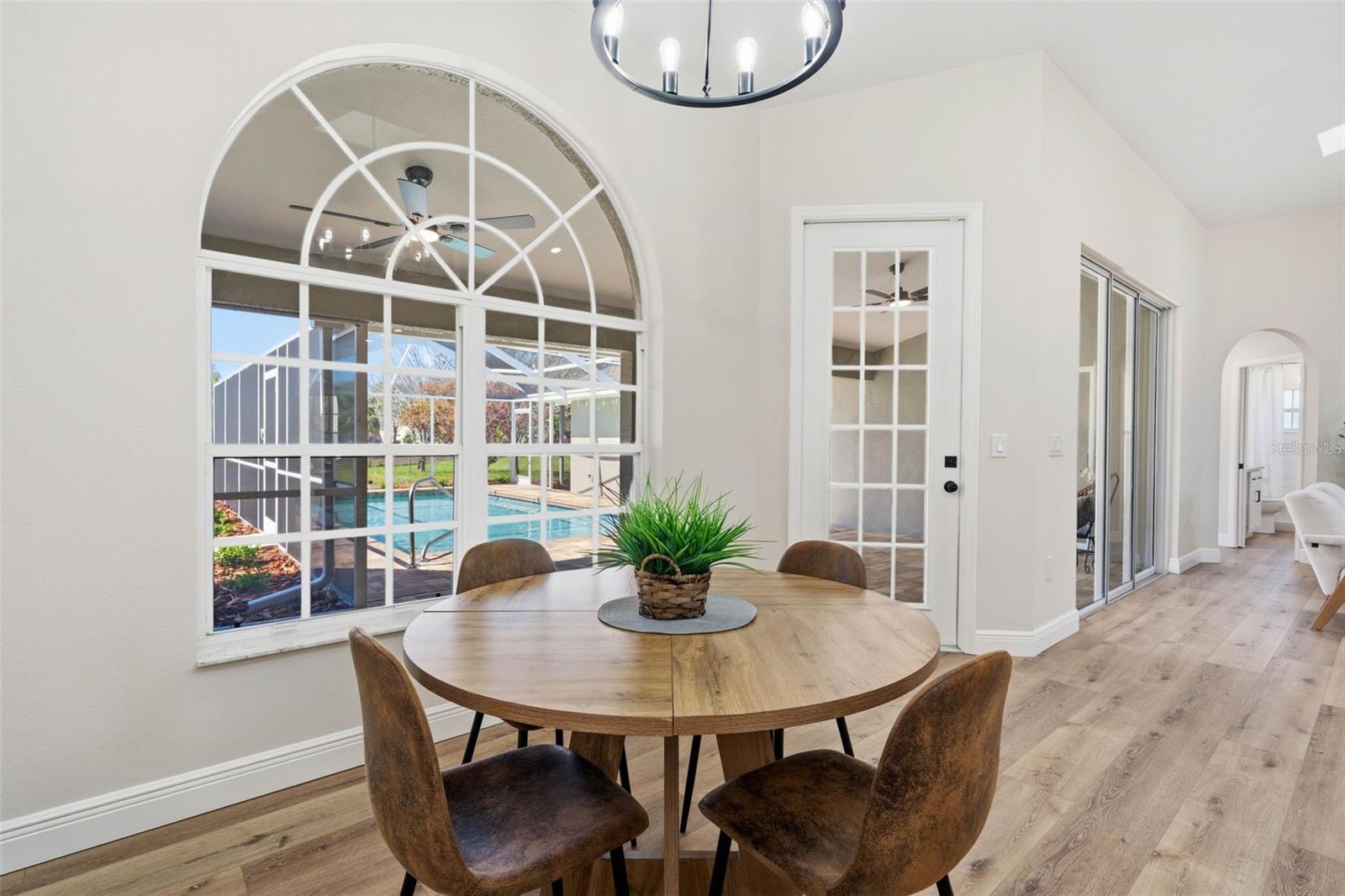 10185 SLEEPY WILLOW CT