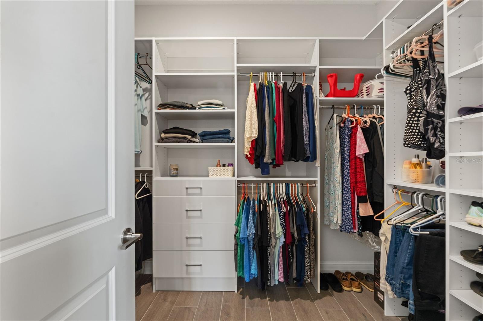 4661 SOUTHERN VALLEY LOOP